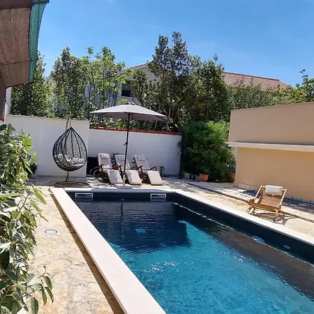 Casa Mia Sabunike A3 דירה *